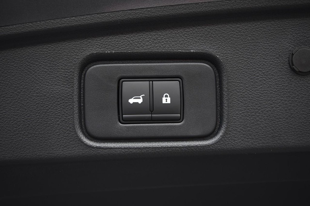 Nissan Pathfinder Vehicle Image 32