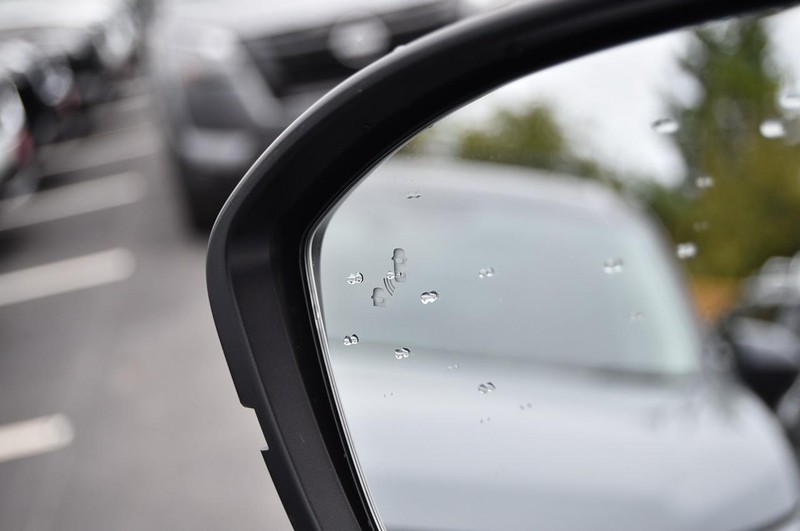 Nissan Pathfinder Vehicle Image 11