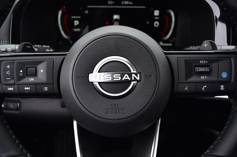 Nissan Pathfinder Vehicle Image 23