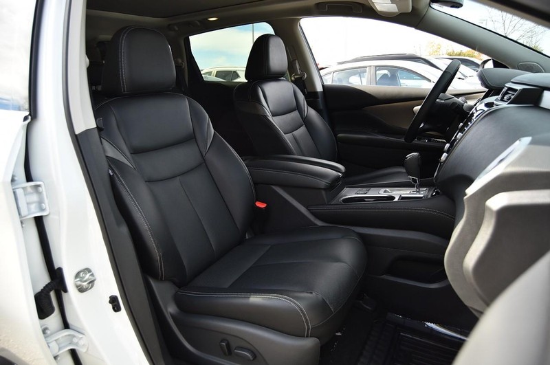 Nissan Murano Vehicle Image 22