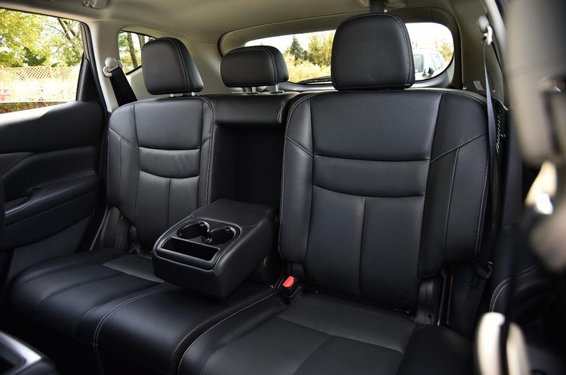 Nissan Murano Vehicle Image 24