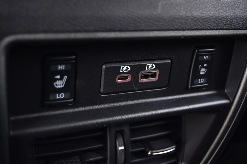 Nissan Murano Vehicle Image 25