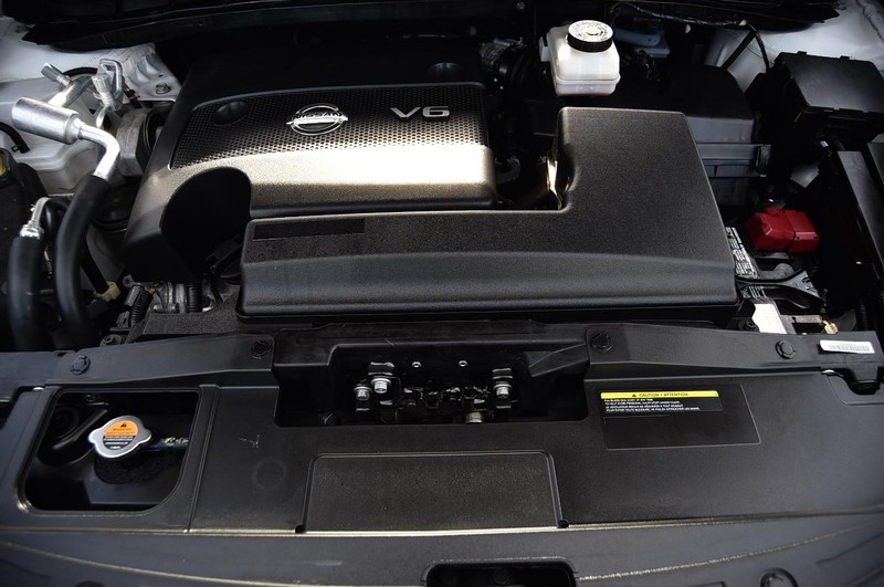 Nissan Murano Vehicle Image 28