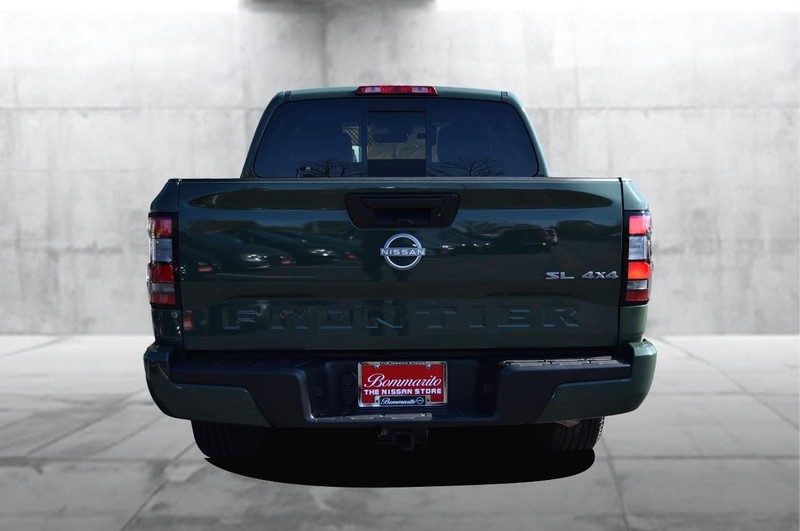 Nissan Frontier Vehicle Image 06