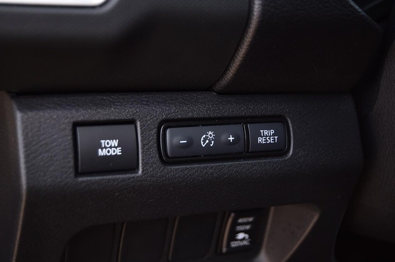 Nissan Frontier Vehicle Image 15