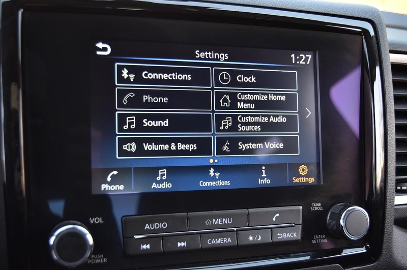 Nissan Frontier Vehicle Image 18