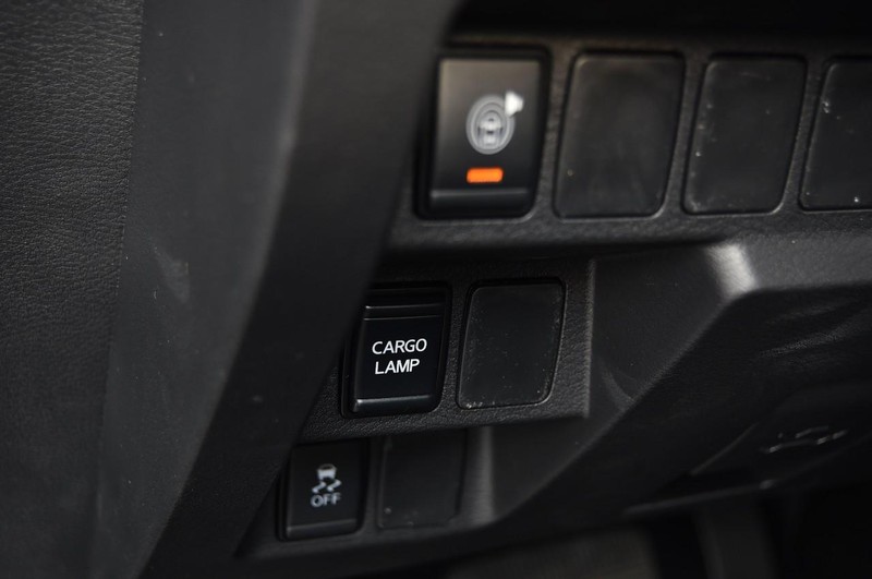 Nissan Frontier Vehicle Image 15