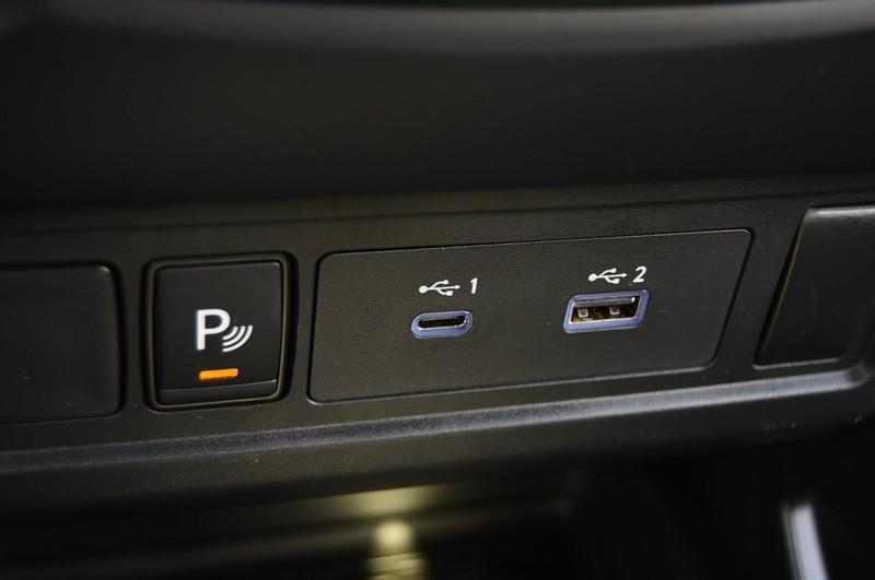 Nissan Frontier Vehicle Image 20