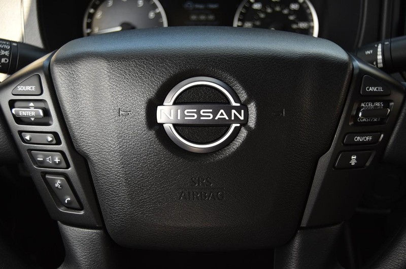 Nissan Frontier Vehicle Image 22