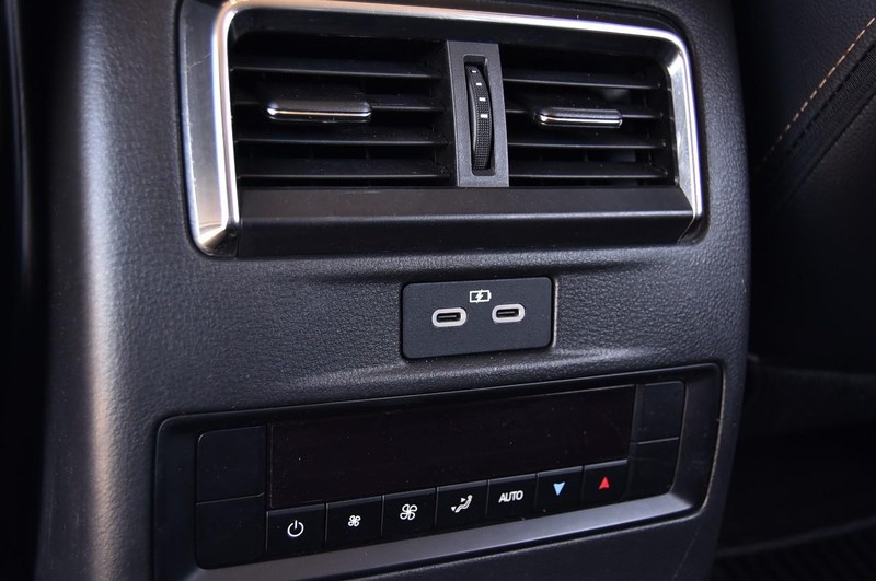 Mazda CX-90 Vehicle Image 26