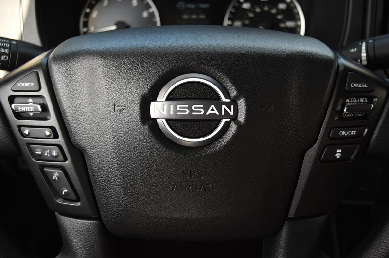 Nissan Frontier Vehicle Image 22