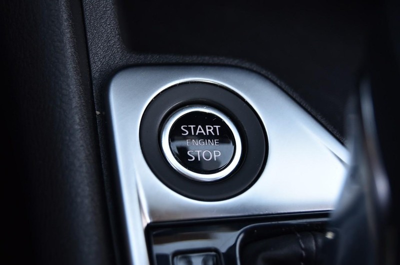 Nissan Sentra Vehicle Image 17