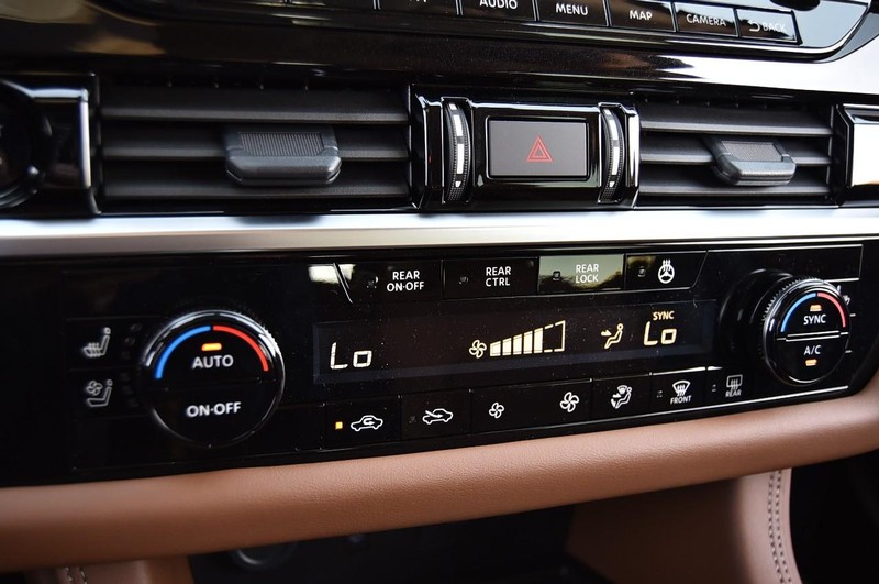 Nissan Pathfinder Vehicle Image 20