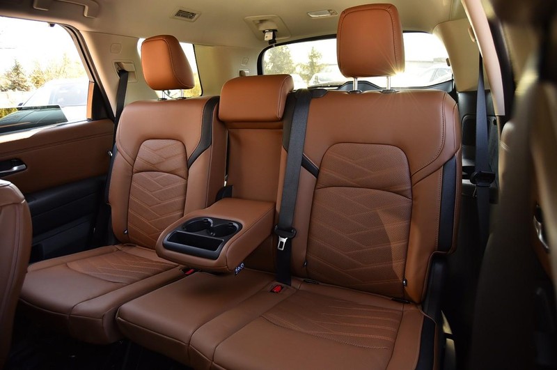 Nissan Pathfinder Vehicle Image 27