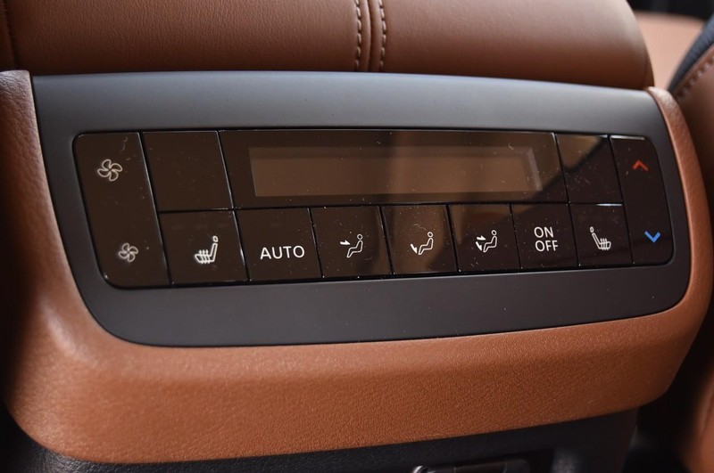 Nissan Pathfinder Vehicle Image 28