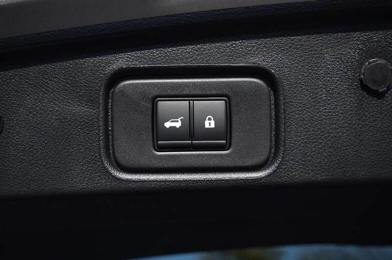 Nissan Pathfinder Vehicle Image 32