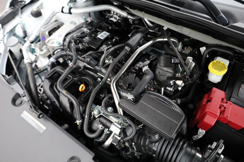 Nissan Sentra Vehicle Image 24