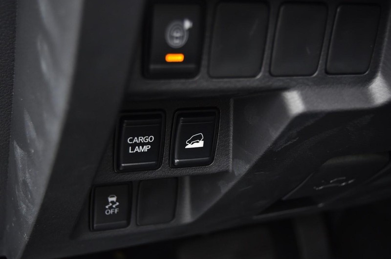 Nissan Frontier Vehicle Image 15