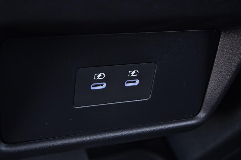 Nissan Rogue Vehicle Image 23