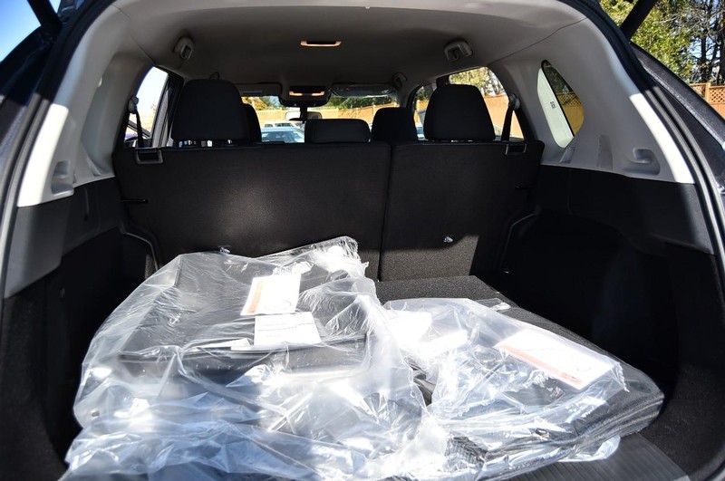 Nissan Rogue Vehicle Image 24