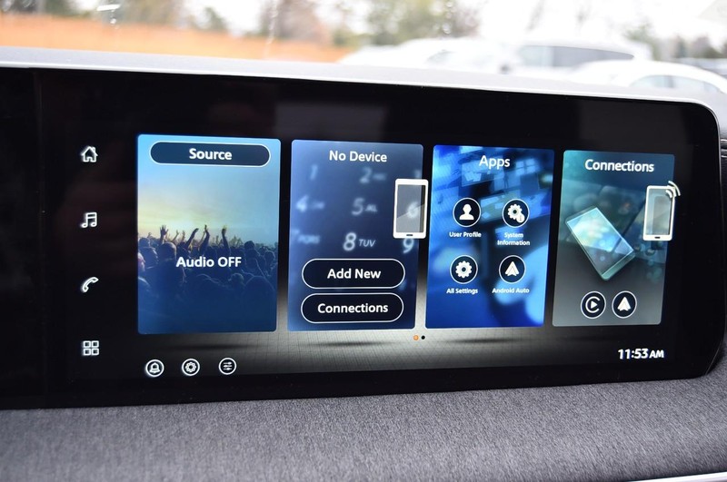 Nissan Kicks Vehicle Image 14