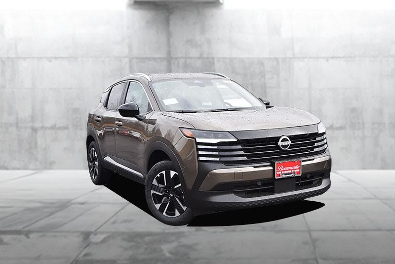 Nissan Kicks Vehicle Image 02