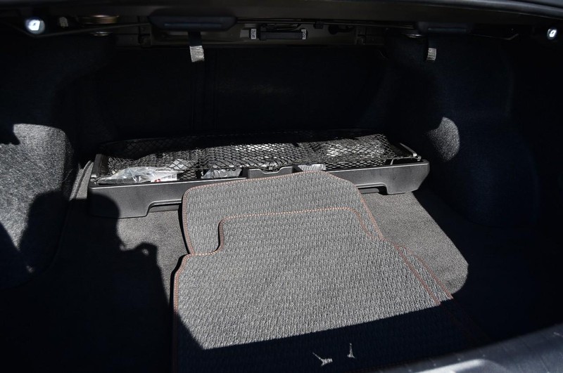 Nissan Altima Vehicle Full-screen Gallery Image 23