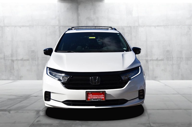 Honda Odyssey Vehicle Full-screen Gallery Image 4