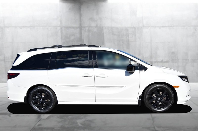 Honda Odyssey Vehicle Full-screen Gallery Image 5