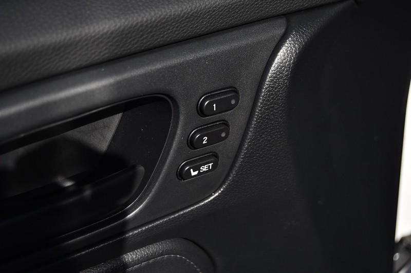 Honda Odyssey Vehicle Full-screen Gallery Image 10