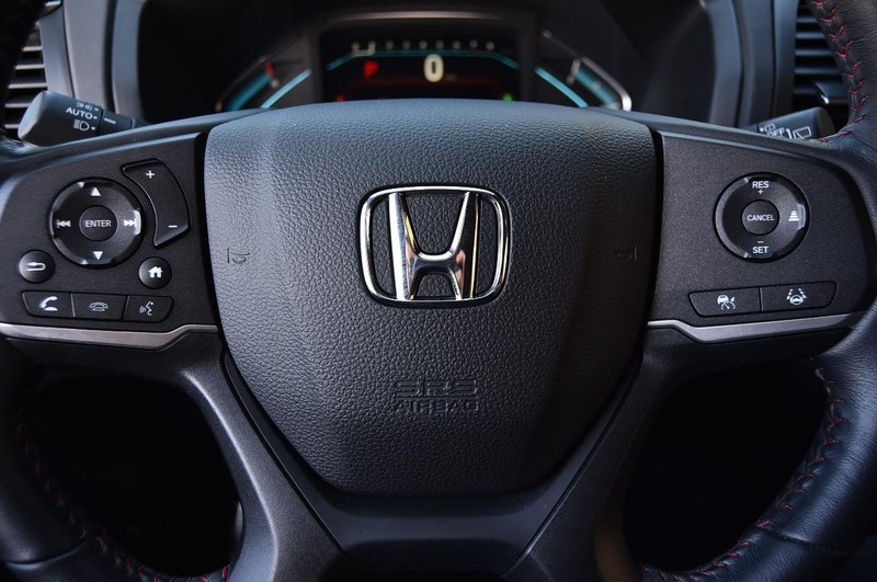 Honda Odyssey Vehicle Full-screen Gallery Image 21