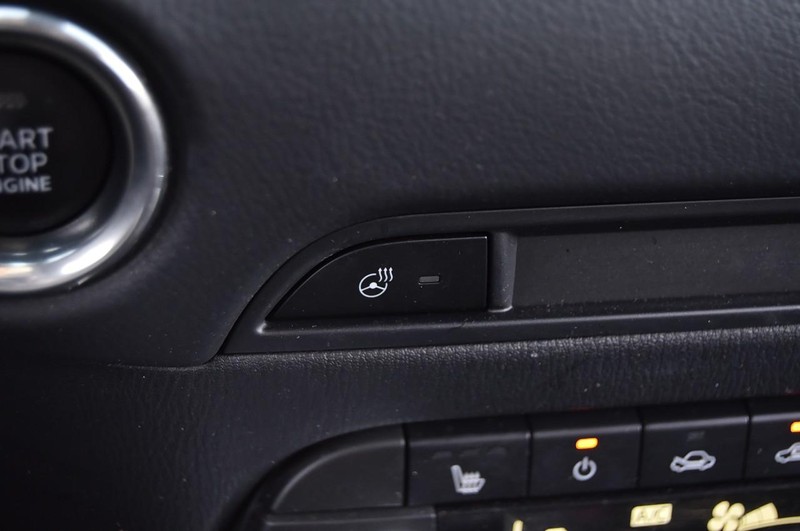 Mazda CX-5 Vehicle Full-screen Gallery Image 17