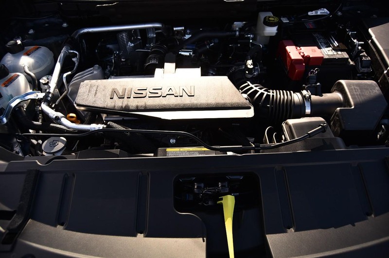 Nissan Rogue Vehicle Image 26