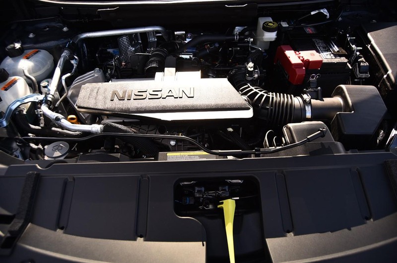 Nissan Rogue Vehicle Image 26