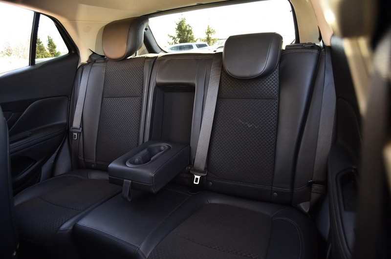 Buick Encore Vehicle Full-screen Gallery Image 19