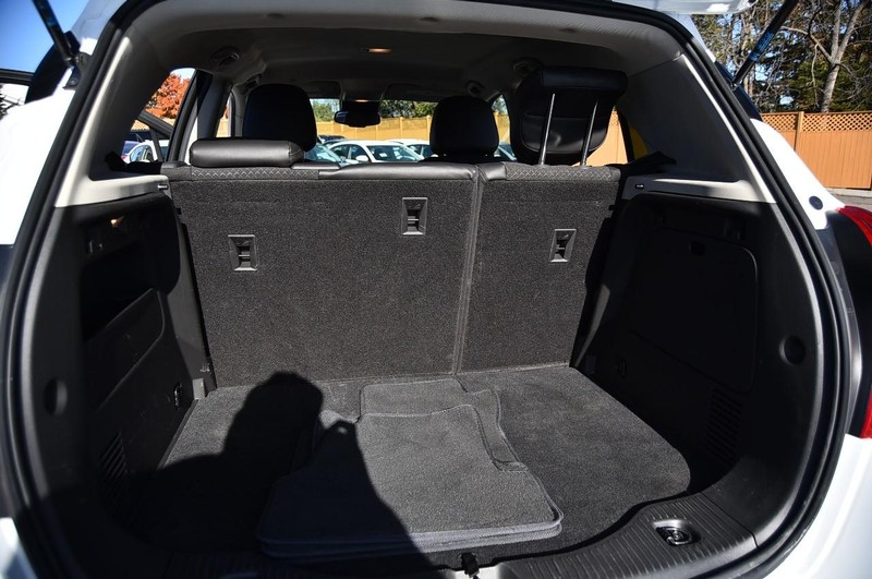 Buick Encore Vehicle Full-screen Gallery Image 20