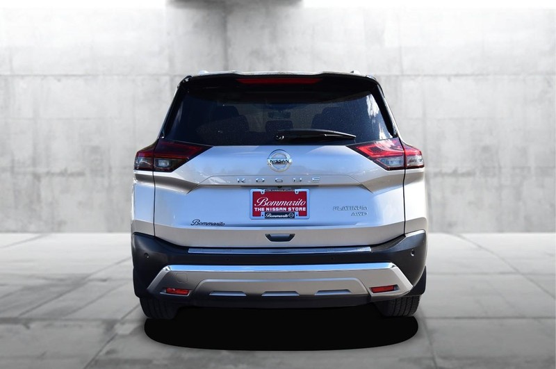 Nissan Rogue Vehicle Image 06