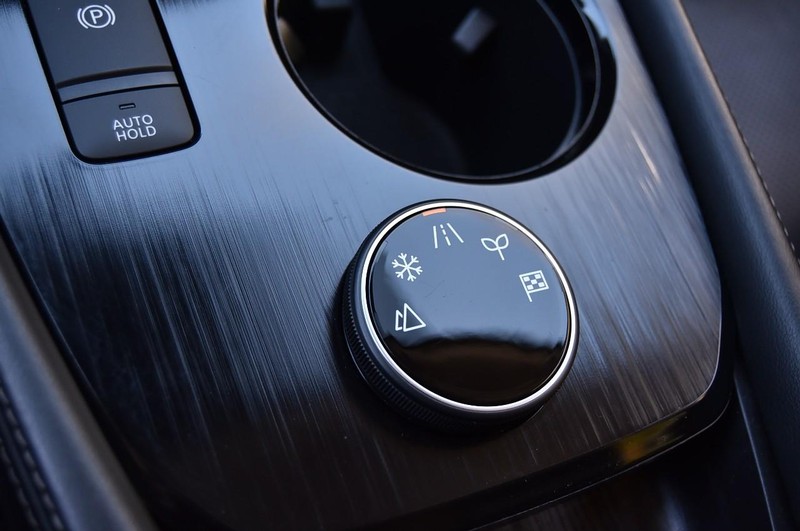 Nissan Rogue Vehicle Image 21