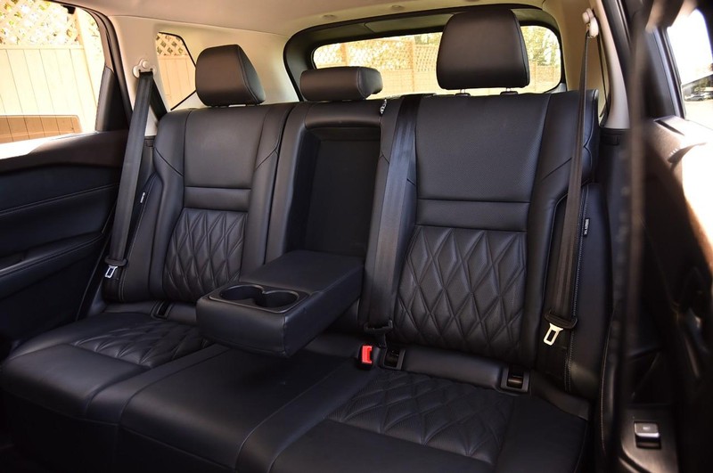 Nissan Rogue Vehicle Image 26