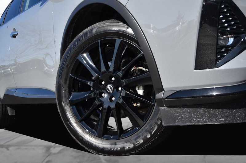 Nissan Murano Vehicle Image 03