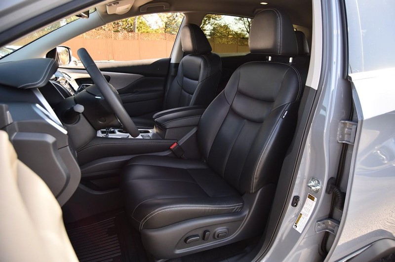 Nissan Murano Vehicle Image 20