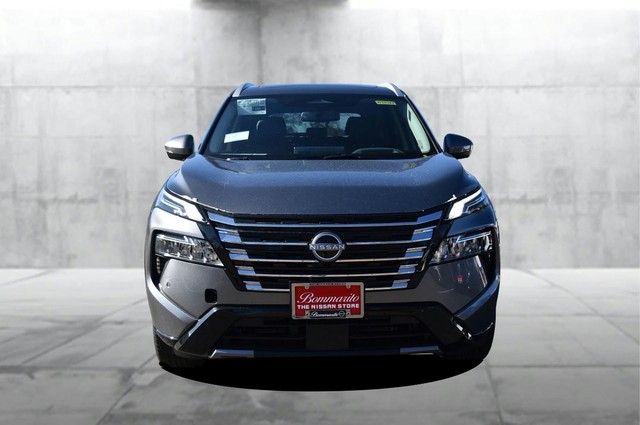 Nissan Rogue Vehicle Image 04