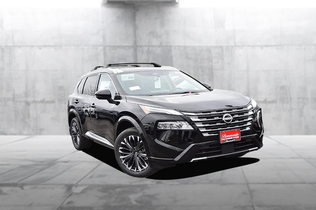 Nissan Rogue Vehicle Image 02