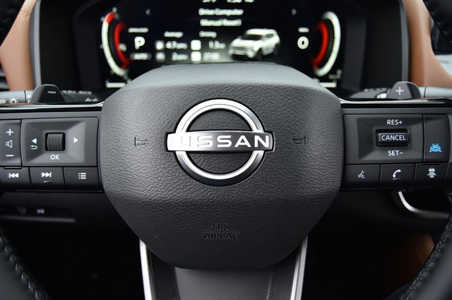 Nissan Rogue Vehicle Image 22