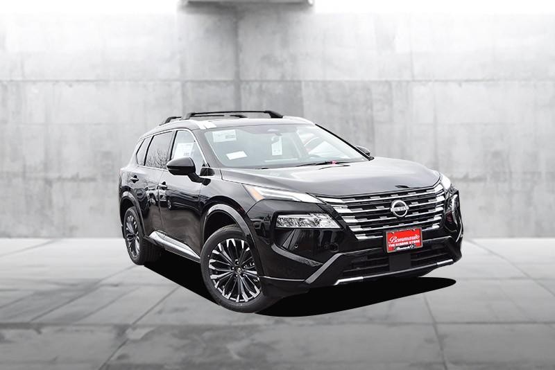 Nissan Rogue Vehicle Full-screen Gallery Image 2