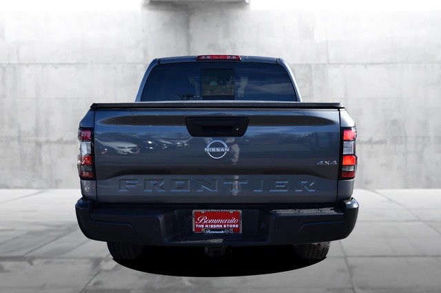 Nissan Frontier Vehicle Image 06