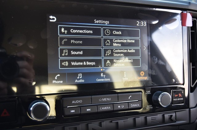 Nissan Frontier Vehicle Image 14