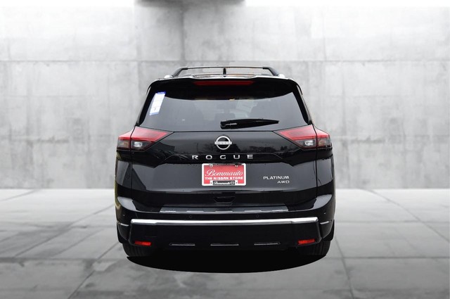 Nissan Rogue Vehicle Image 06