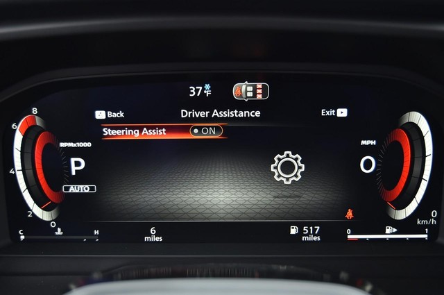 Nissan Rogue Vehicle Image 13