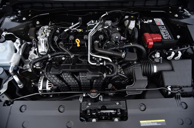 Nissan Altima Vehicle Image 29